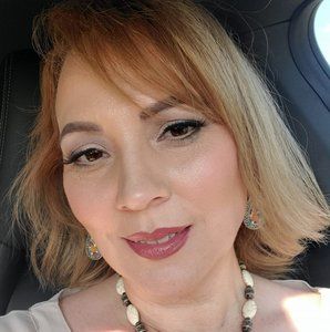 Meet your Posher, Marie